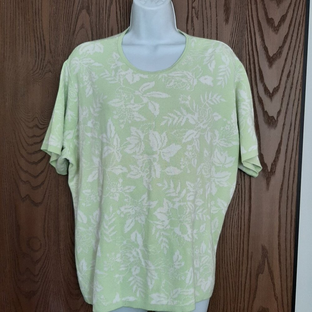Vintage Talbots Made In Italy Green White Floral Short Sleeve Top 3X - Picture 1 of 5